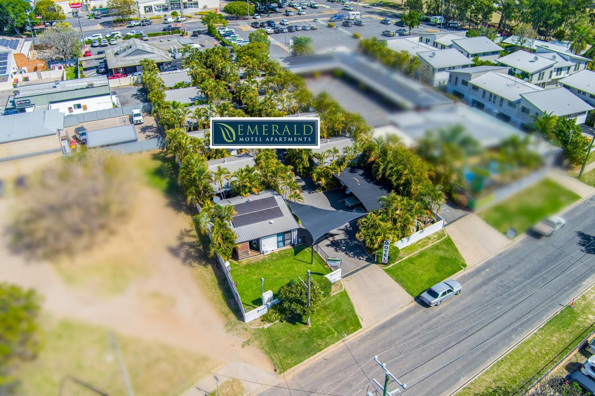 Emerald Motel Apartments Esterno foto
