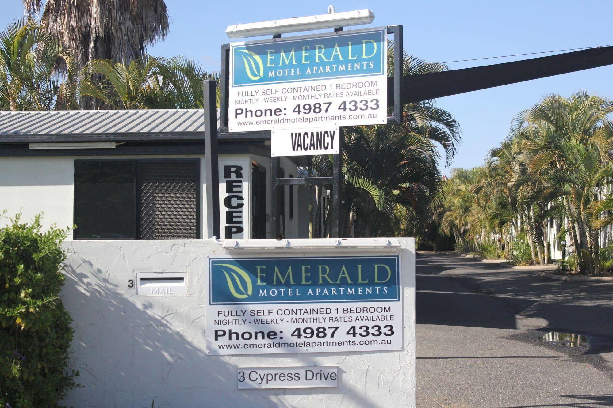 Emerald Motel Apartments Esterno foto