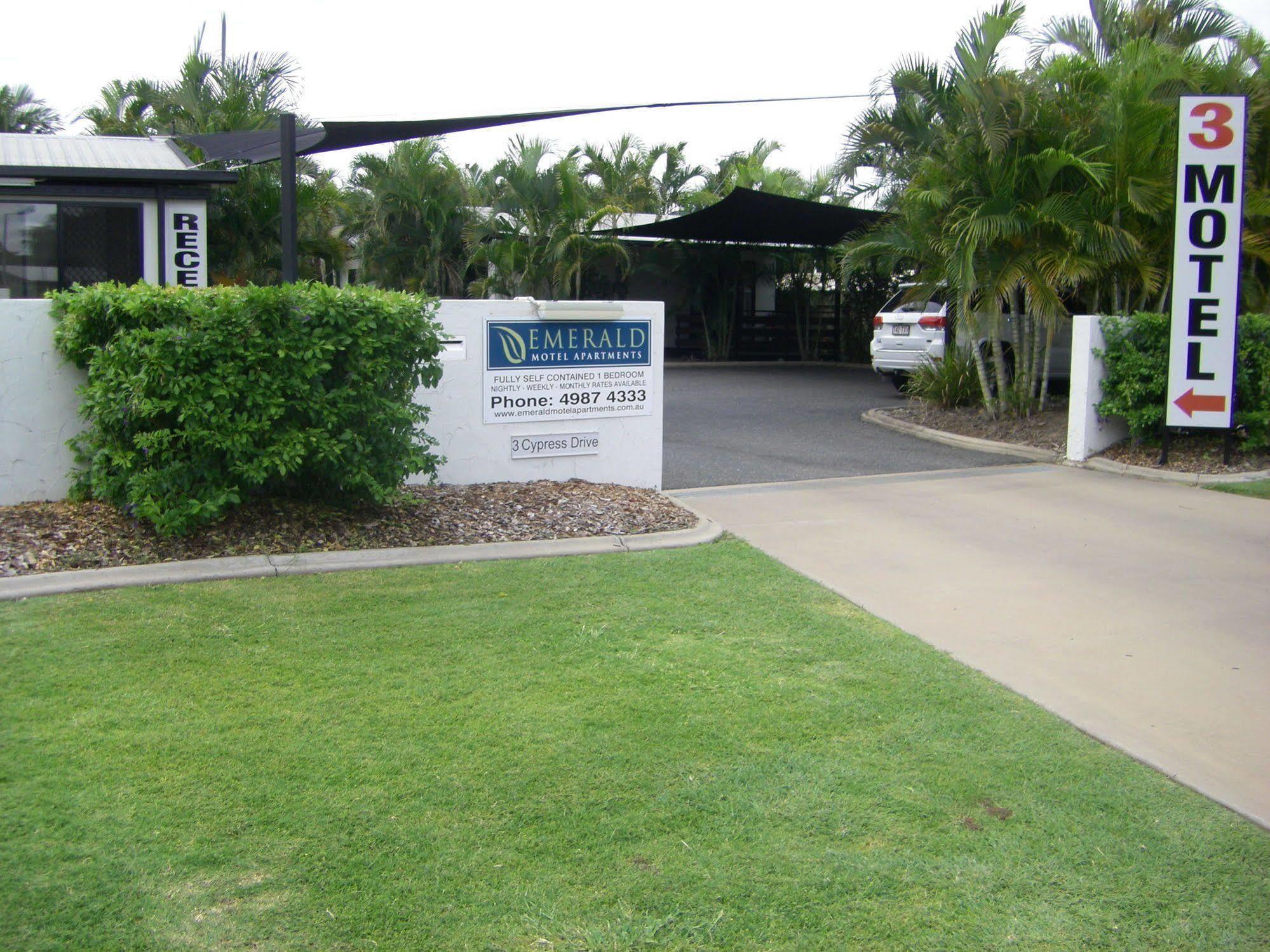 Emerald Motel Apartments Esterno foto
